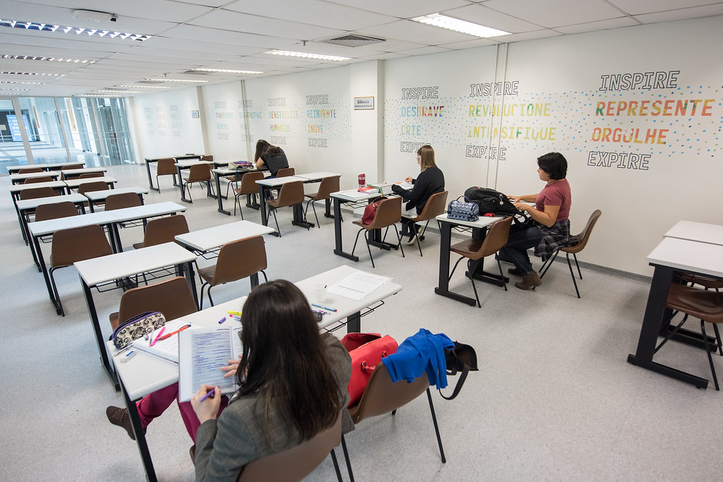 Inscrições FAETEC 2025: cursos, calendário, provas e vagas