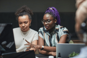 Mentoria digital: como conectar jovens a profissionais de sucesso?
